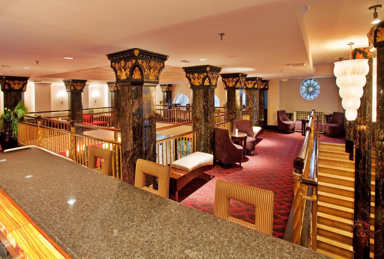 Holiday Inn Kansas City Downtown Aladdin Bagian luar foto